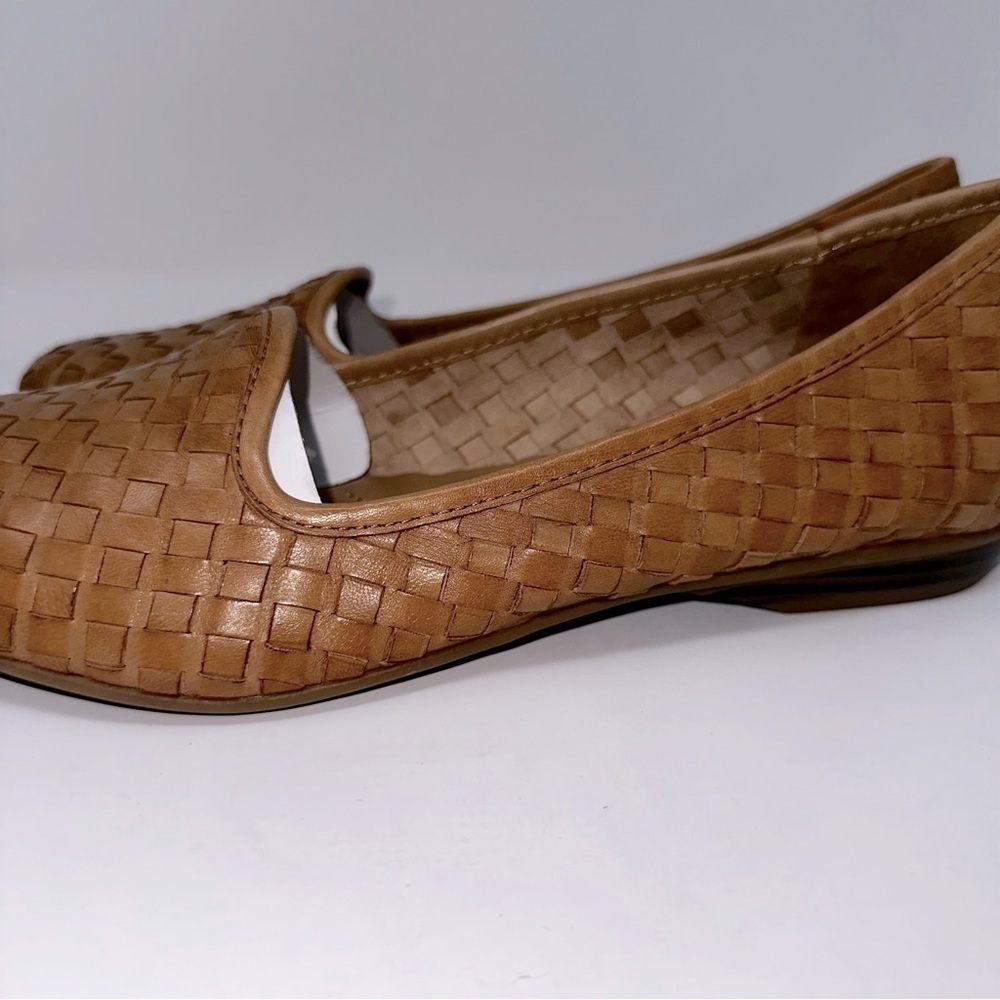 NWOT naturalizer sander brown leather slip on shoes size 9.5 wide - Picture 5 of 8